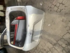 Toyota Highlander Empty Booth 012 Model