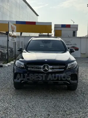 Mercedes-Benz GLC-Class 2017 Blue