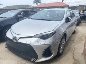 Toyota Corolla LE 4dr Sedan (1.8L 4cyl CVT) 2017 Gray