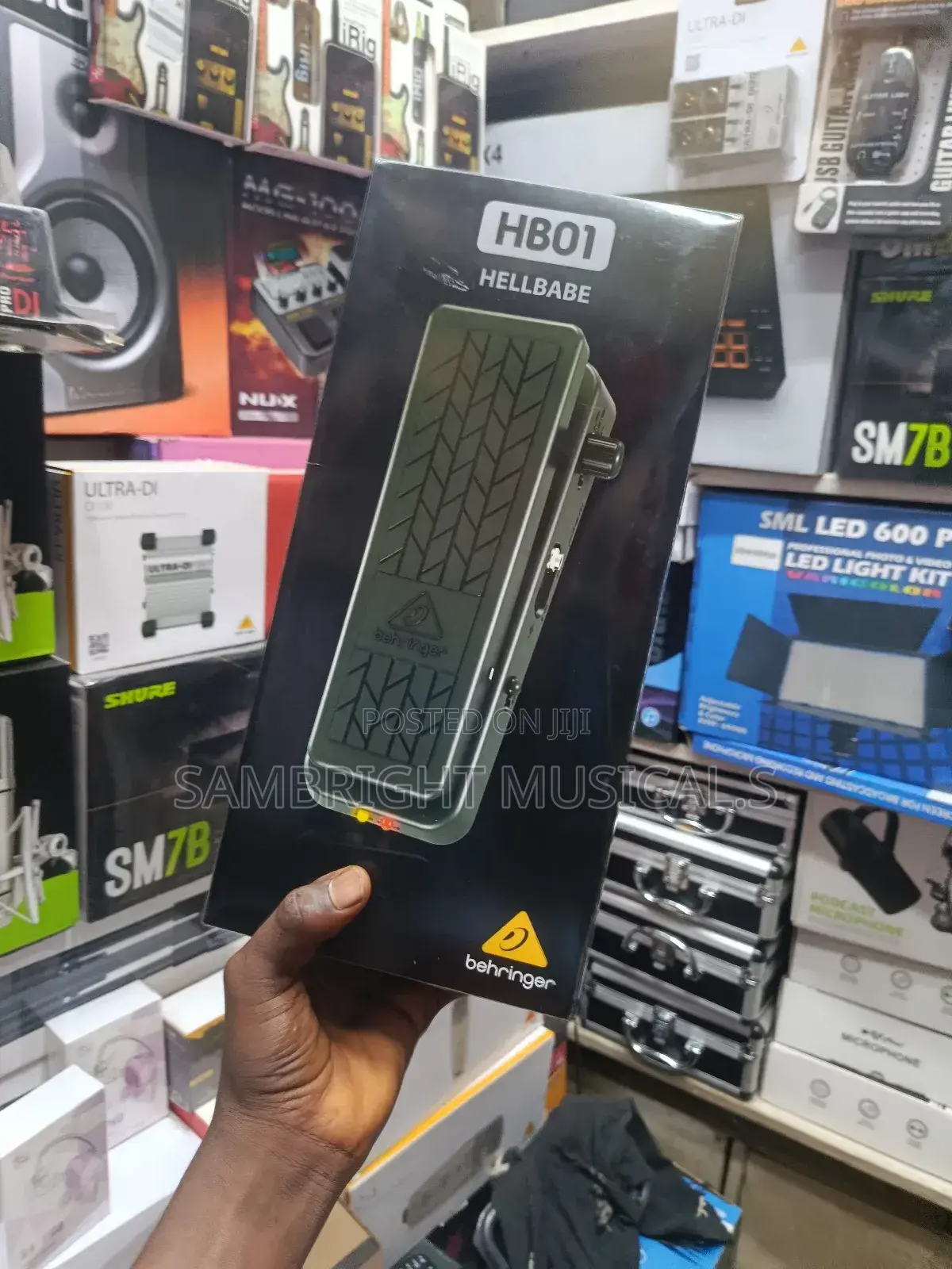 Behringer Hb01 Hellbabe Wah-Wah Pedal With Optical Control