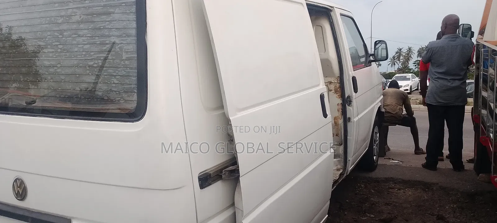 Volkswagen Transporter 2002 White