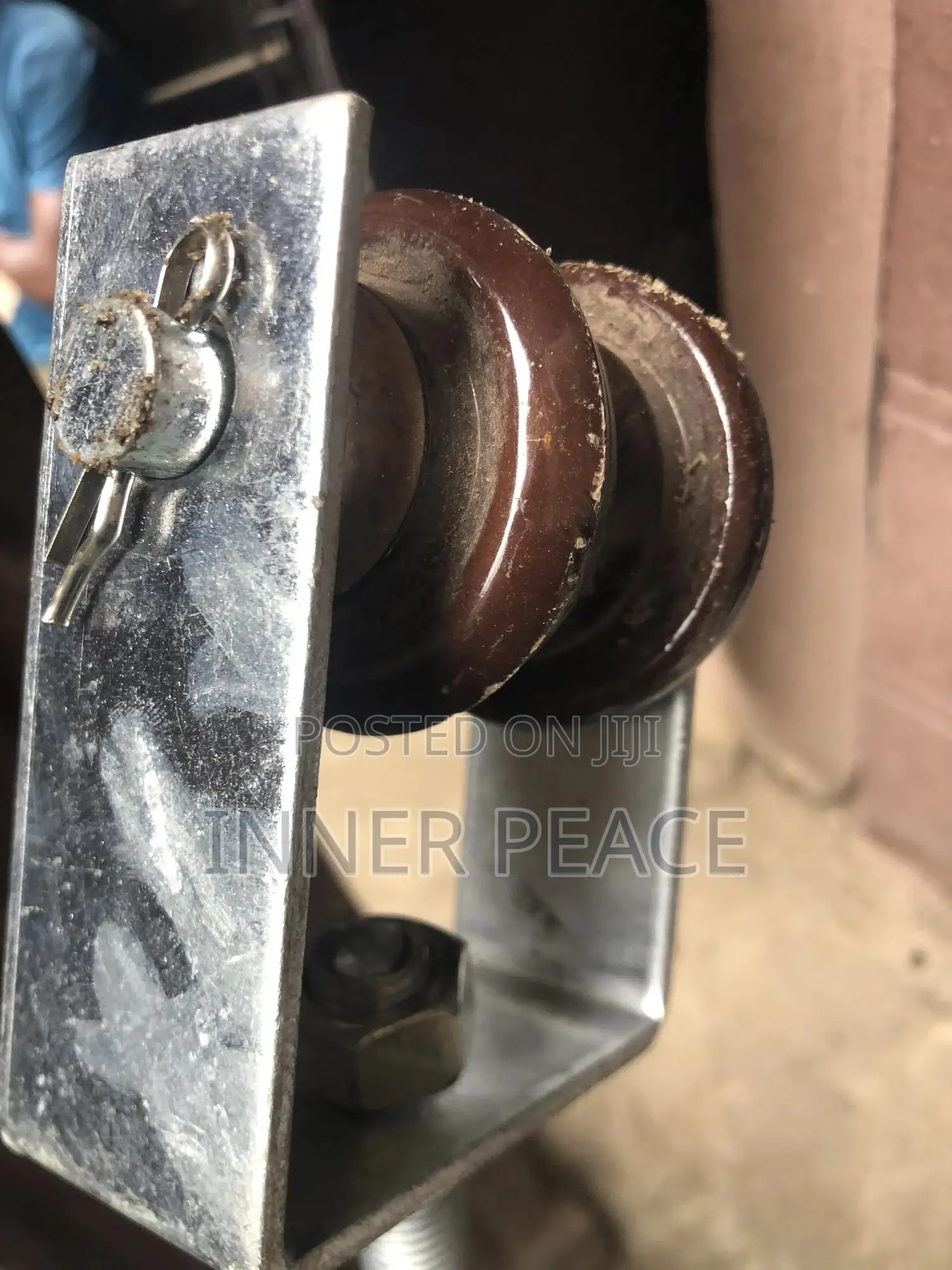 D Iron for Cable