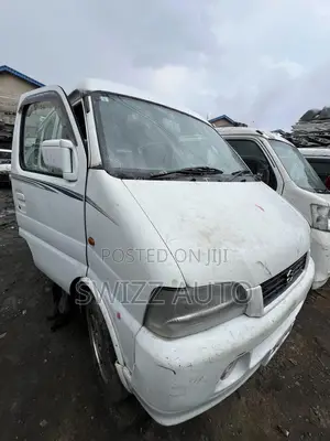 Suzuki Every 2010 White