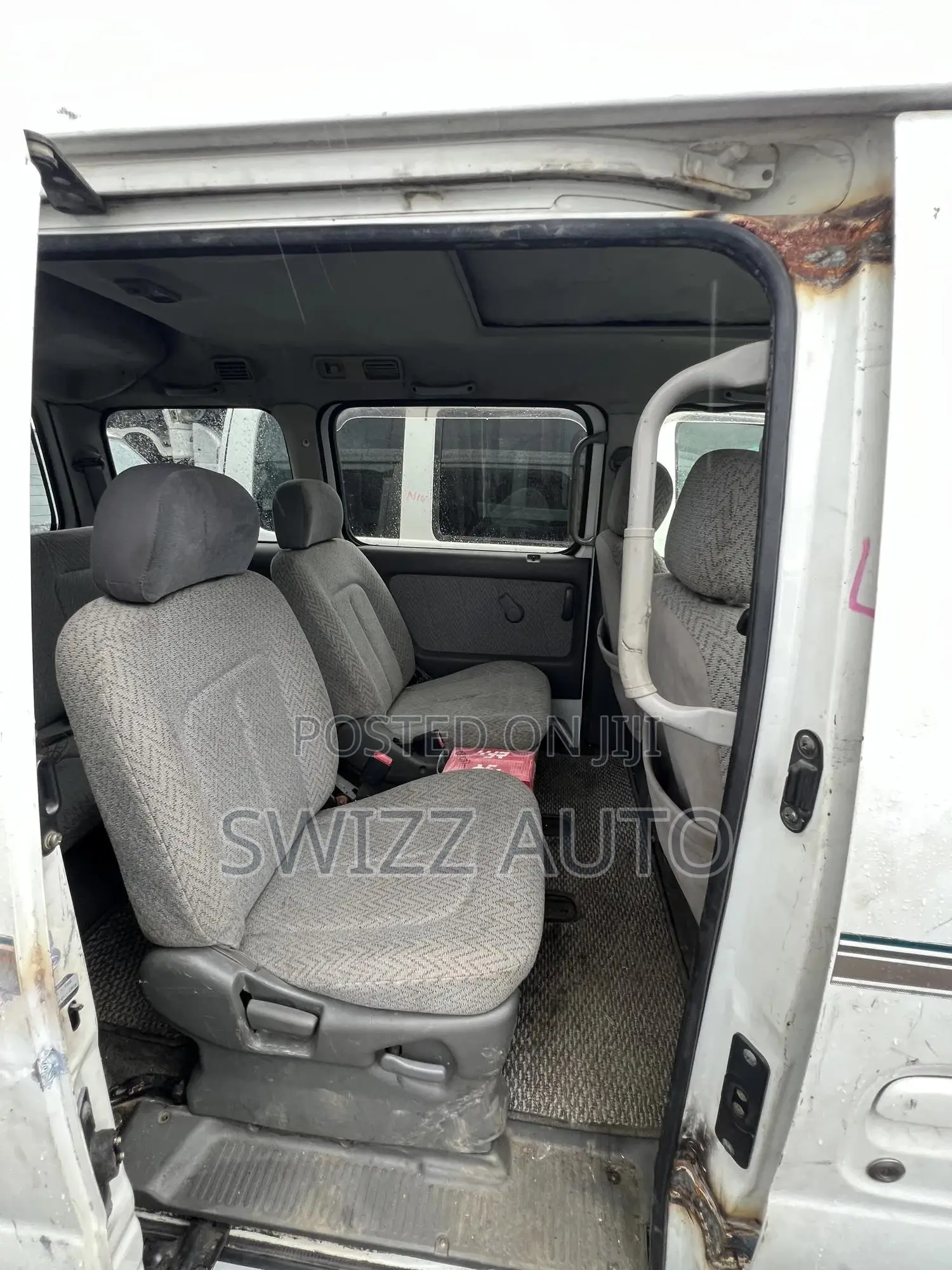 Suzuki Every 2010 White