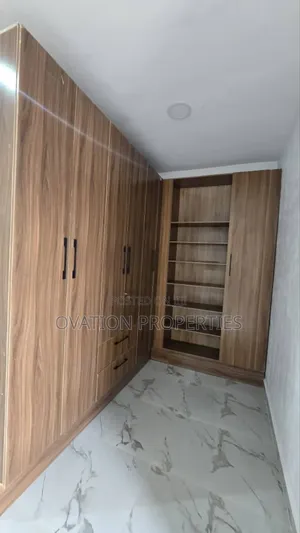 5bdrm Duplex in Omole Phase 2 for rent