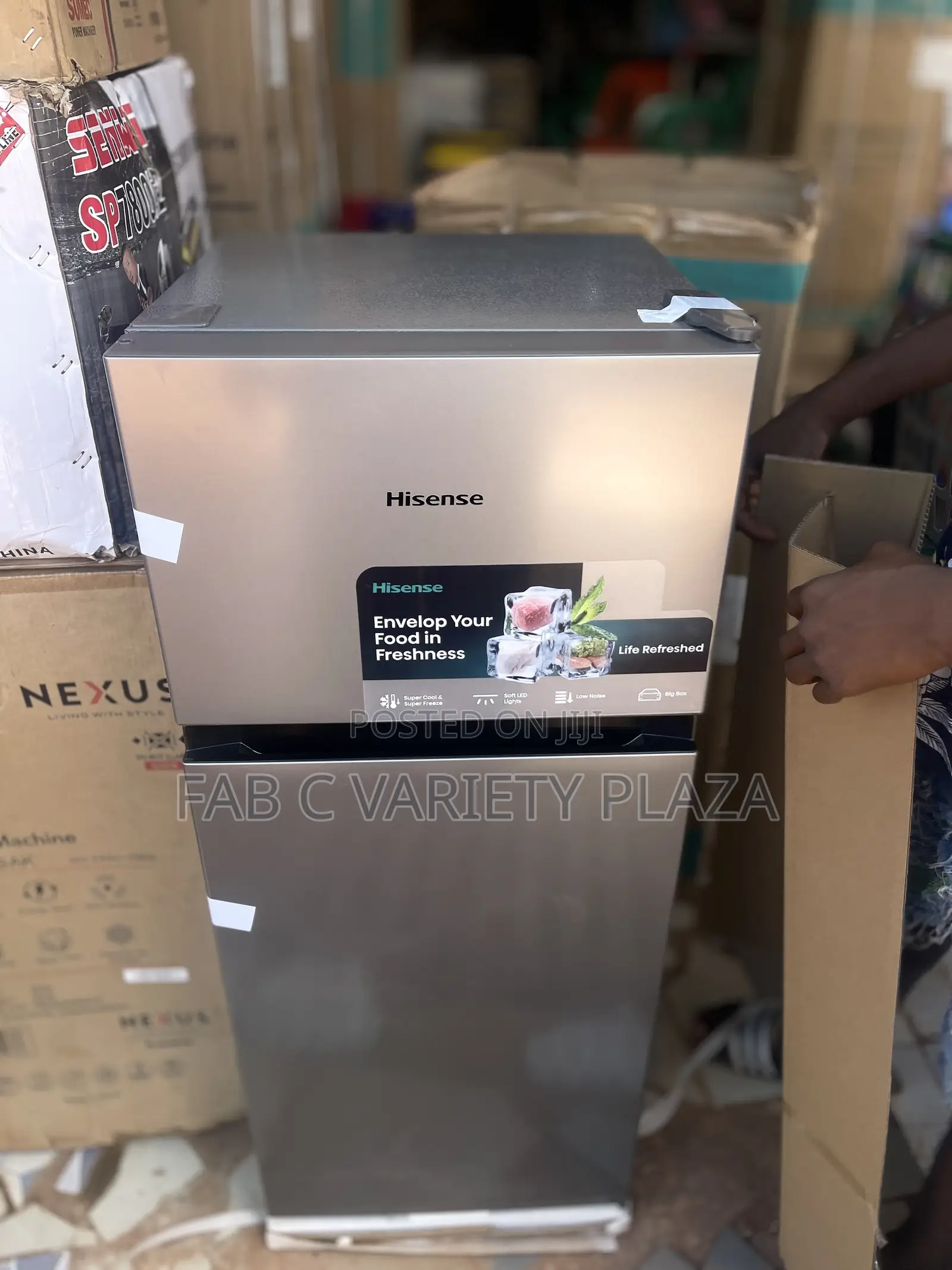 Hisense Medium Standing Refrigerator