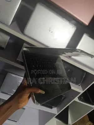 New Laptop Dell 4GB Intel Core I5 HDD 250GB