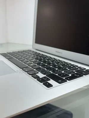 Laptop Apple MacBook Air 2017 8GB Intel Core I5 SSD 256GB