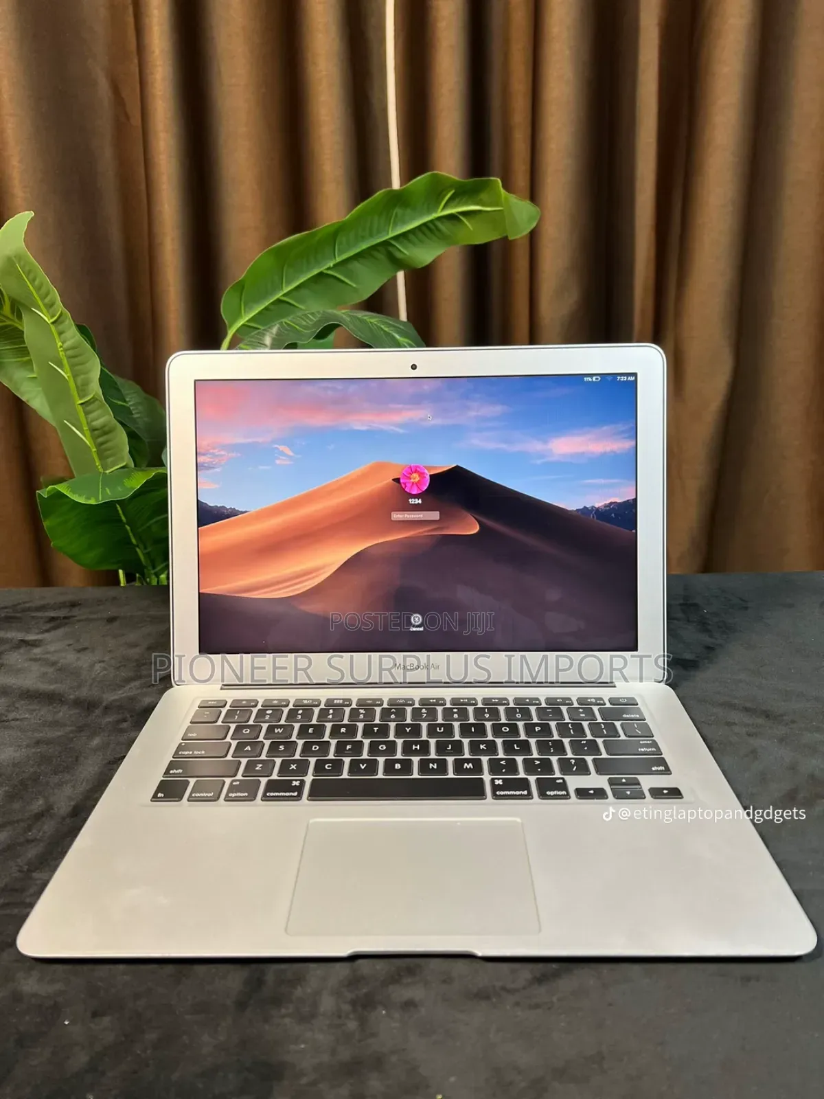 Laptop Apple MacBook Air 2017 8GB Intel Core I5 SSD 256GB