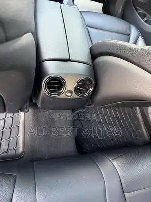 Mercedes-Benz GLC-Class 2017 Blue