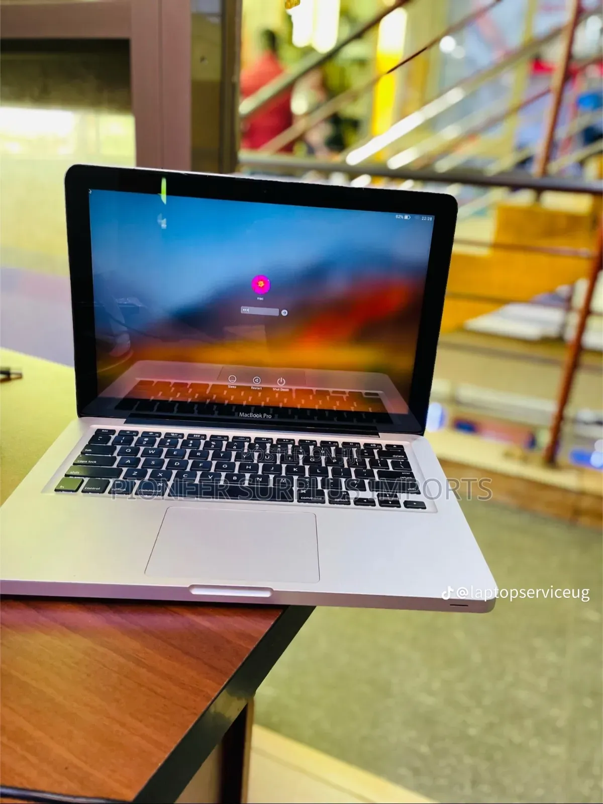 Laptop Apple MacBook 2012 8GB Intel Core I5 HDD 500GB