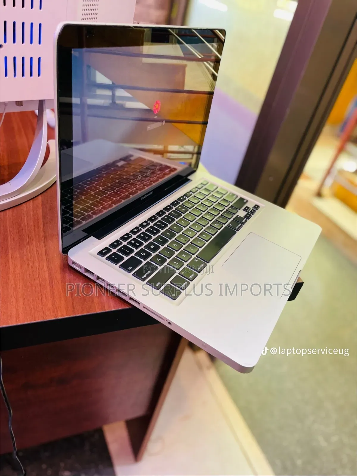 Laptop Apple MacBook 2012 8GB Intel Core I5 HDD 500GB