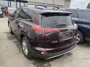 Toyota RAV4 Limited 4dr SUV AWD (2.5L 4cyl 6A) 2018 Purple