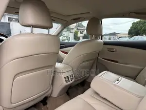 Lexus ES 350 2011 White