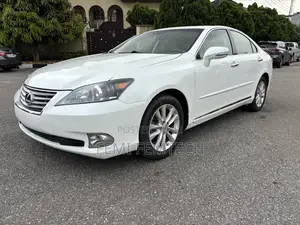 Lexus ES 350 2011 White