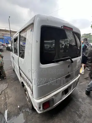 Suzuki Every 2012 White