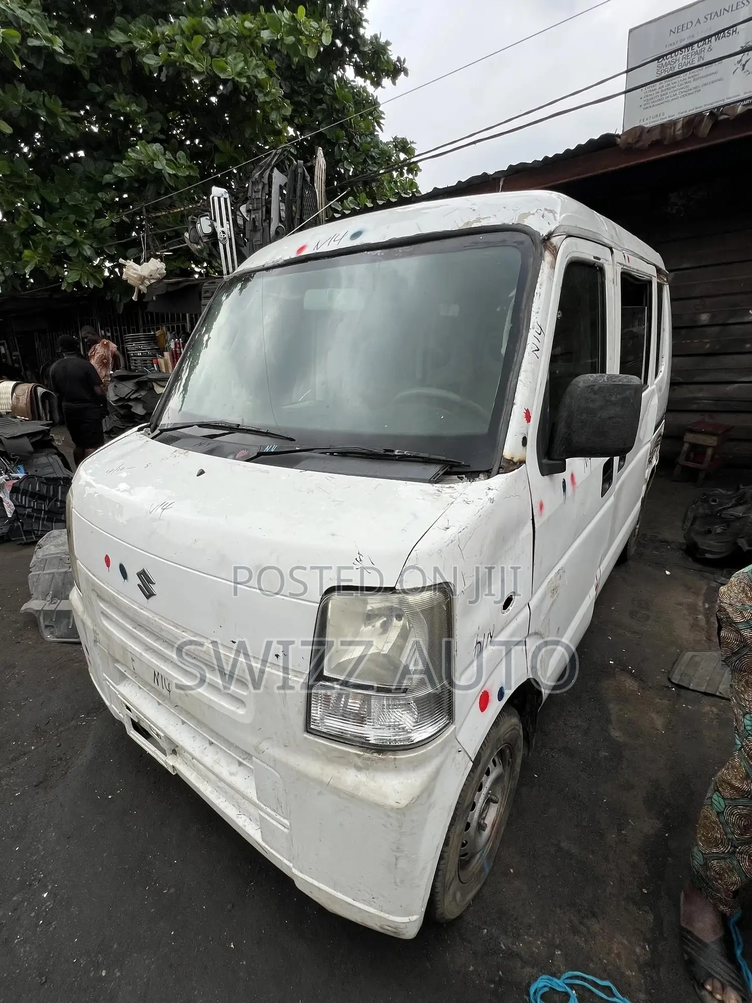 Suzuki Every 2012 White