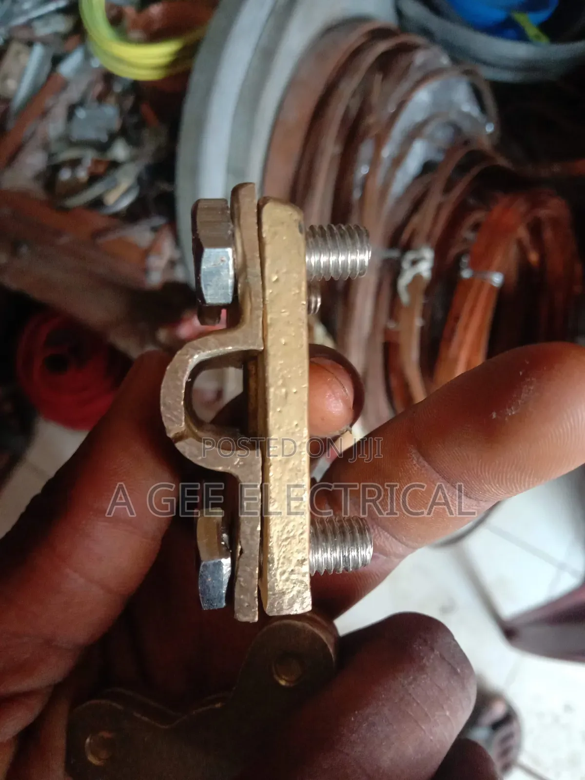 Tape to Cabel Square Clamp
