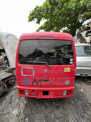 Suzuki Every 2012 Red