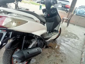Yamaha Scrambler 2015 White