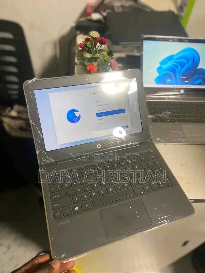 New Laptop HP 4GB Intel Pentium SSD 60GB
