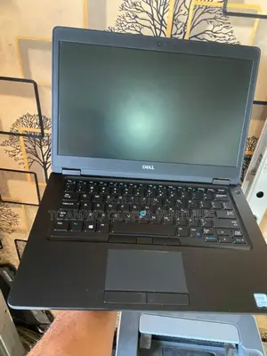 Laptop Dell Latitude 5490 8GB Intel Core i5 SSD 256GB