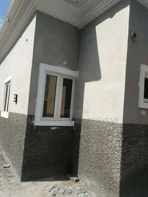 Tyrolean and Wall Screeding
