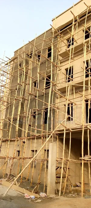 Tyrolean and Wall Screeding