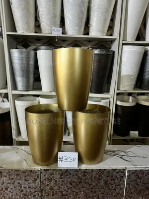 Glossy Gold Pots
