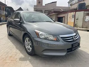 Honda Accord 2011 Gray