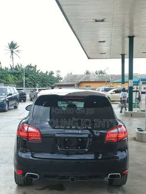 Porsche Cayenne 2014 Black