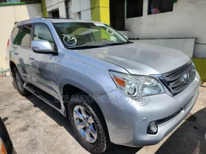 Lexus GX 2010 Gray