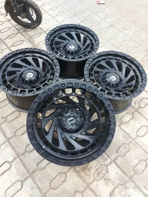 Off-Road Alloyd Rim17 Tacoma/Hilux