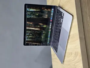 Laptop Apple MacBook Air 2020 8GB Intel Core 5 SSD 512GB