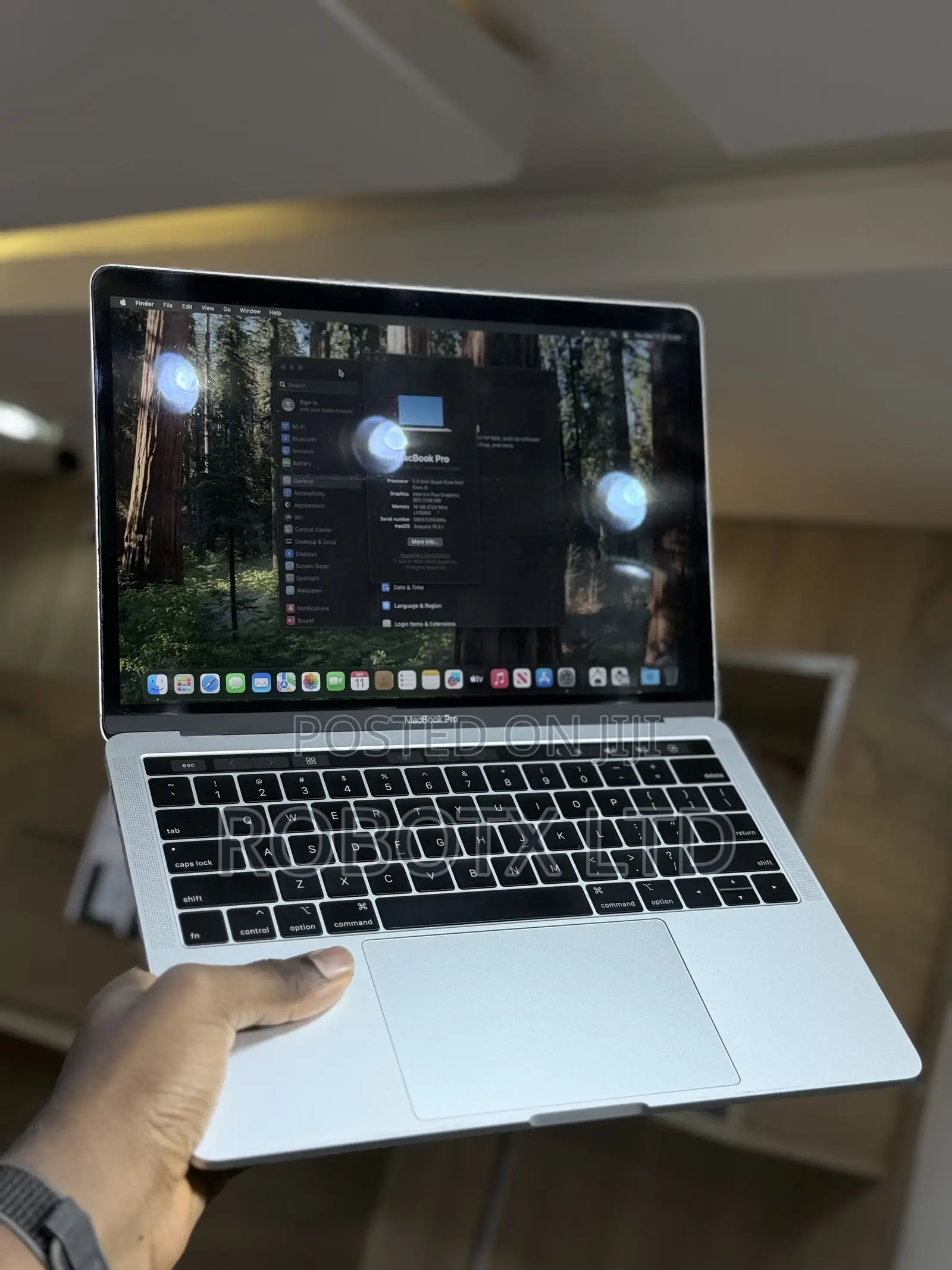 Laptop Apple MacBook 2018 16GB Intel Core I5 SSD 256GB