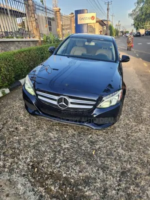 Mercedes-Benz C300 Base Sedan RWD (2.0L 4cyl 7A) 2016 Blue