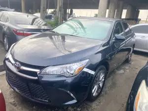 Toyota Camry SE 4dr Sedan (2.5L 4cyl 6A) 2015 Teal