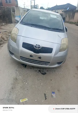 Toyota Yaris 2008 Silver
