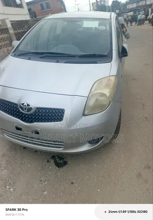 Toyota Yaris 2008 Silver