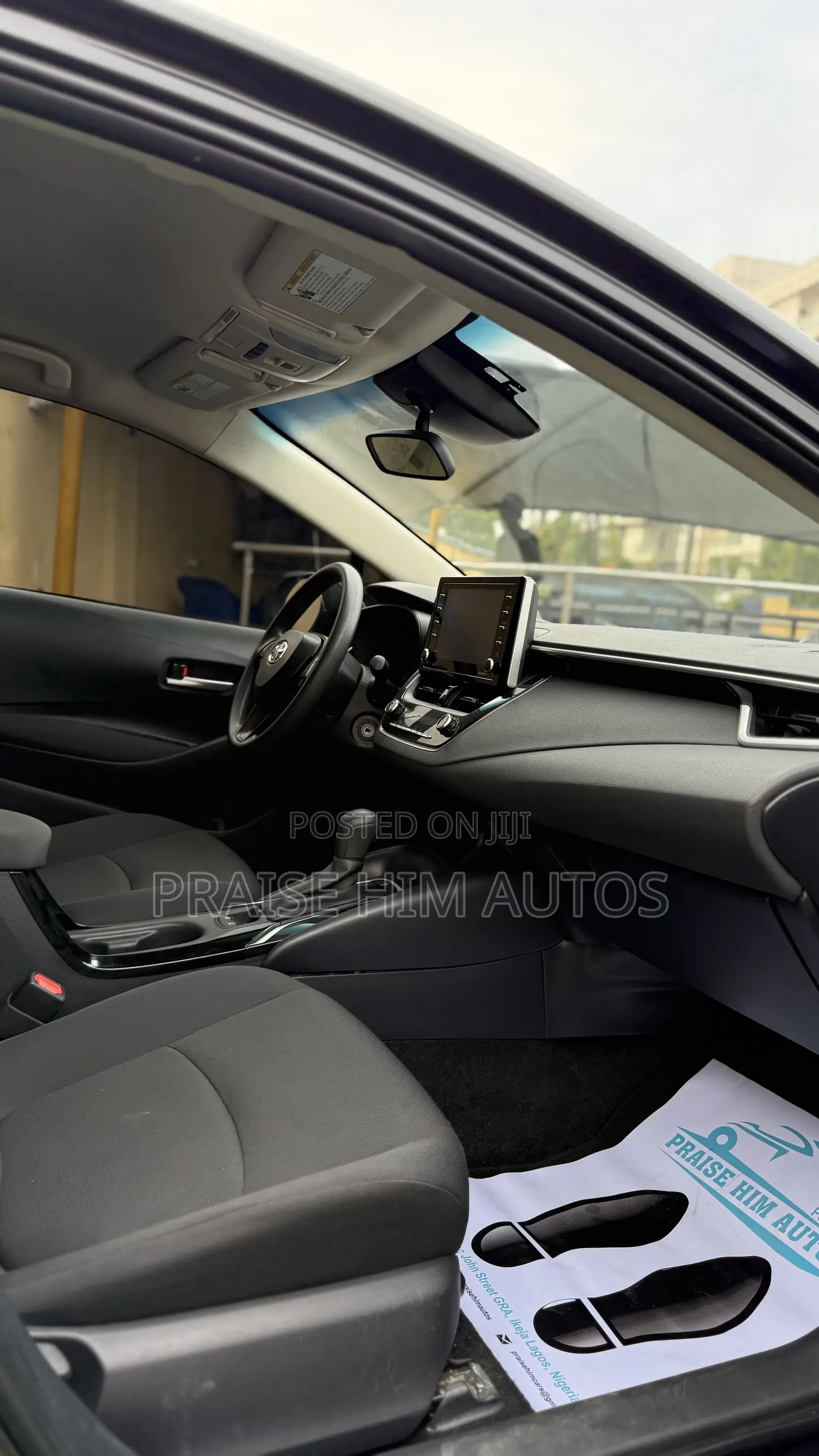 Toyota Corolla LE 2021 Black