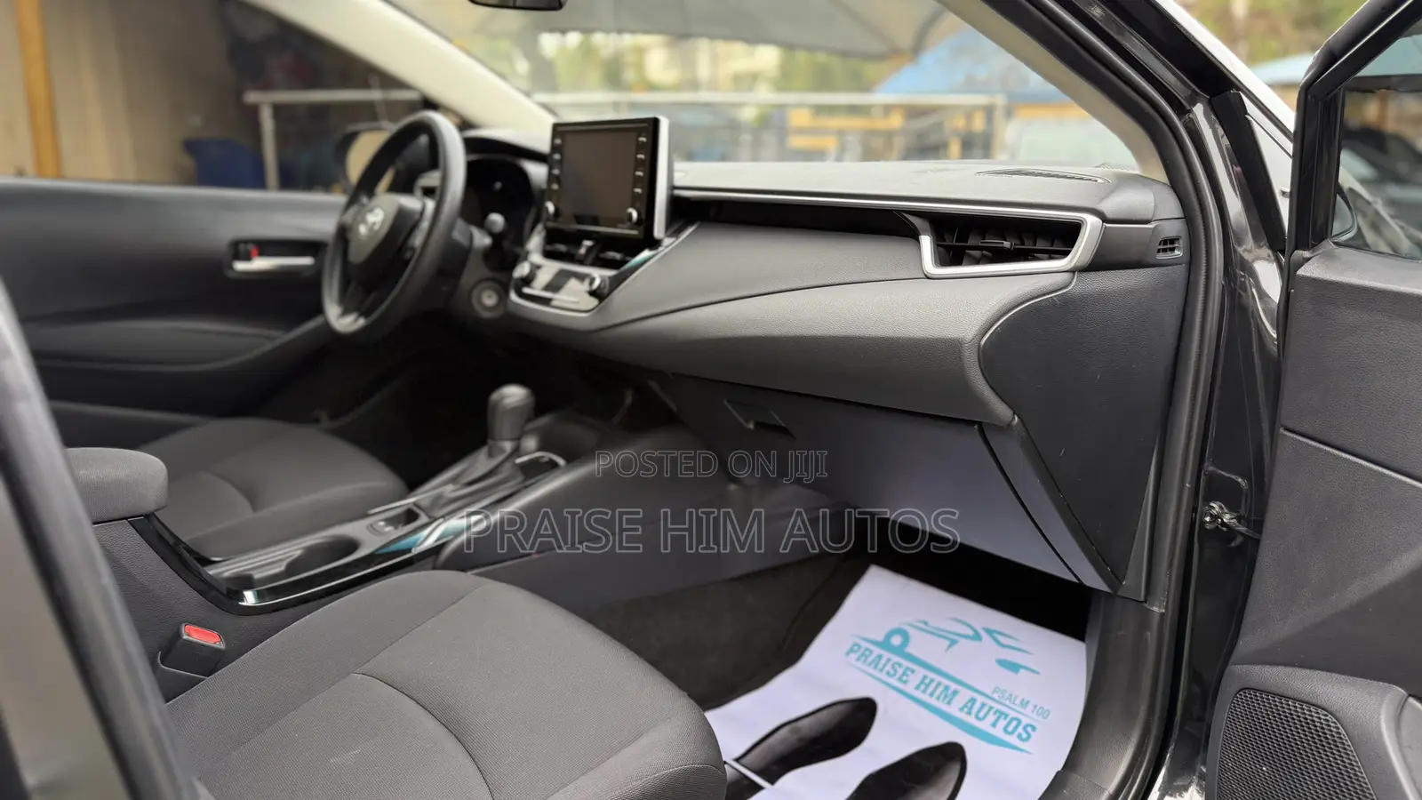 Toyota Corolla LE 2021 Black