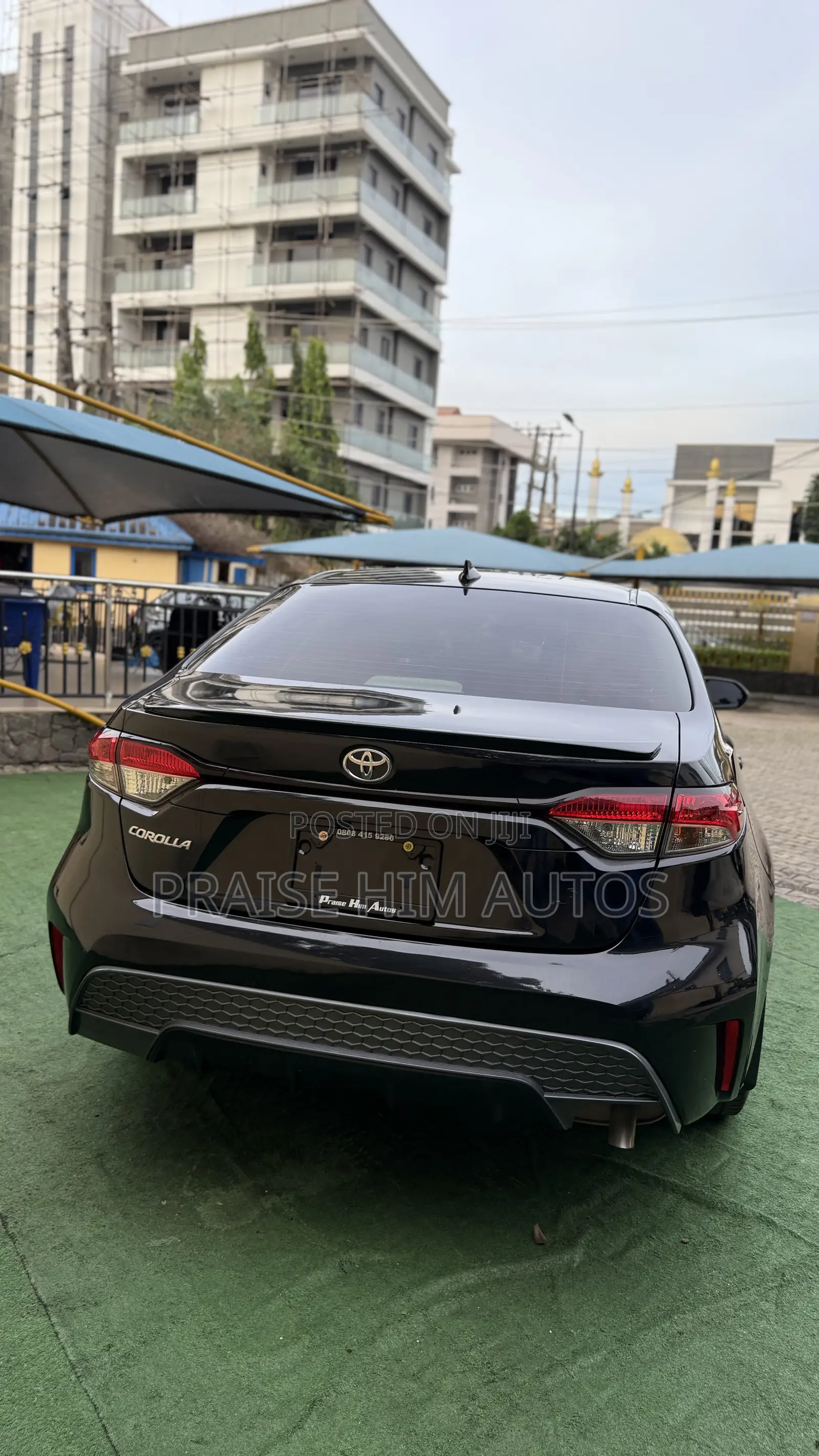 Toyota Corolla LE 2021 Black