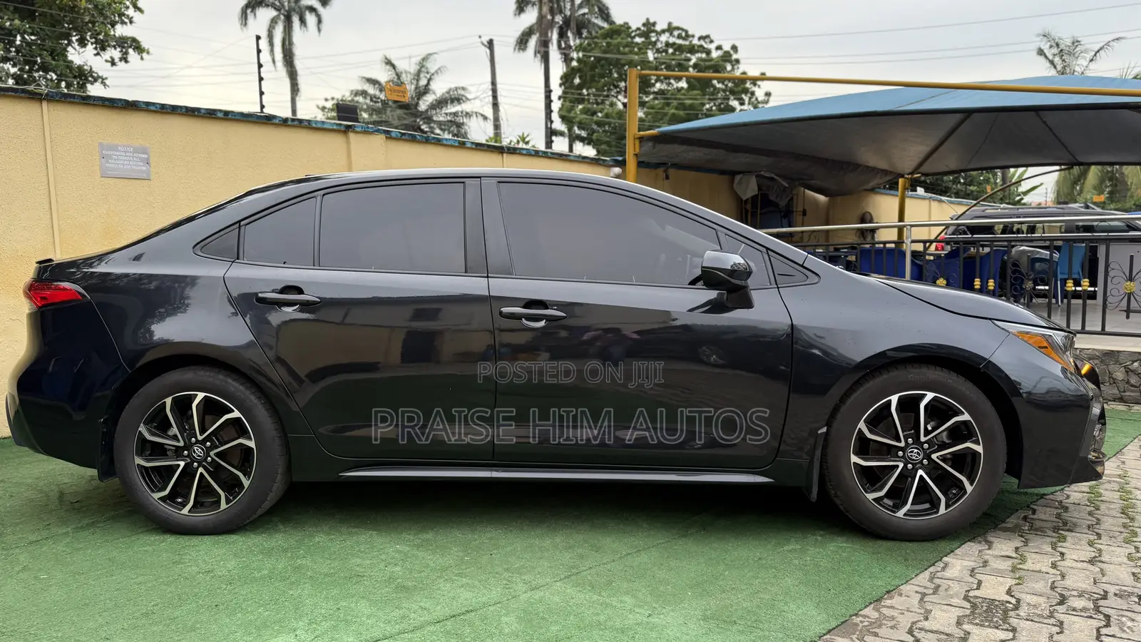 Toyota Corolla LE 2021 Black