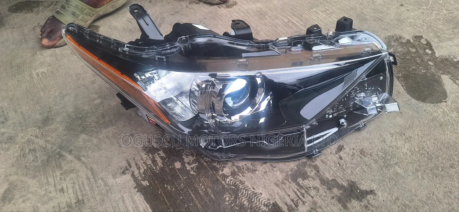 Headlamp Corolla Im 2017-2018 Model