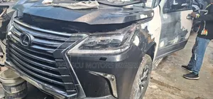 Toyota Sequoia 2001 Upgrade To Lx570 2020-2021 Direct