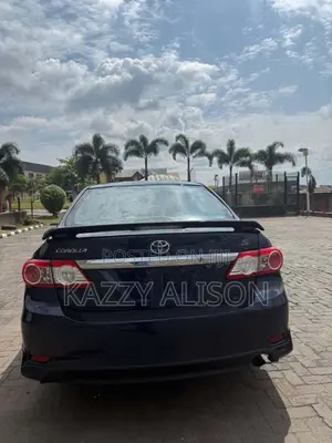 Toyota Corolla S Special Edition 4dr Sedan (1.8L 4cyl 4A) 2013 Blue