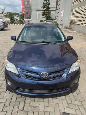 Toyota Corolla S Special Edition 4dr Sedan (1.8L 4cyl 4A) 2013 Blue