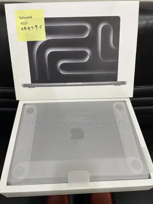 New Laptop Apple MacBook Pro 2020 8GB Apple M3 SSD 512GB
