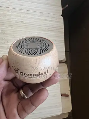 Bamboo Bluetooth Speaker