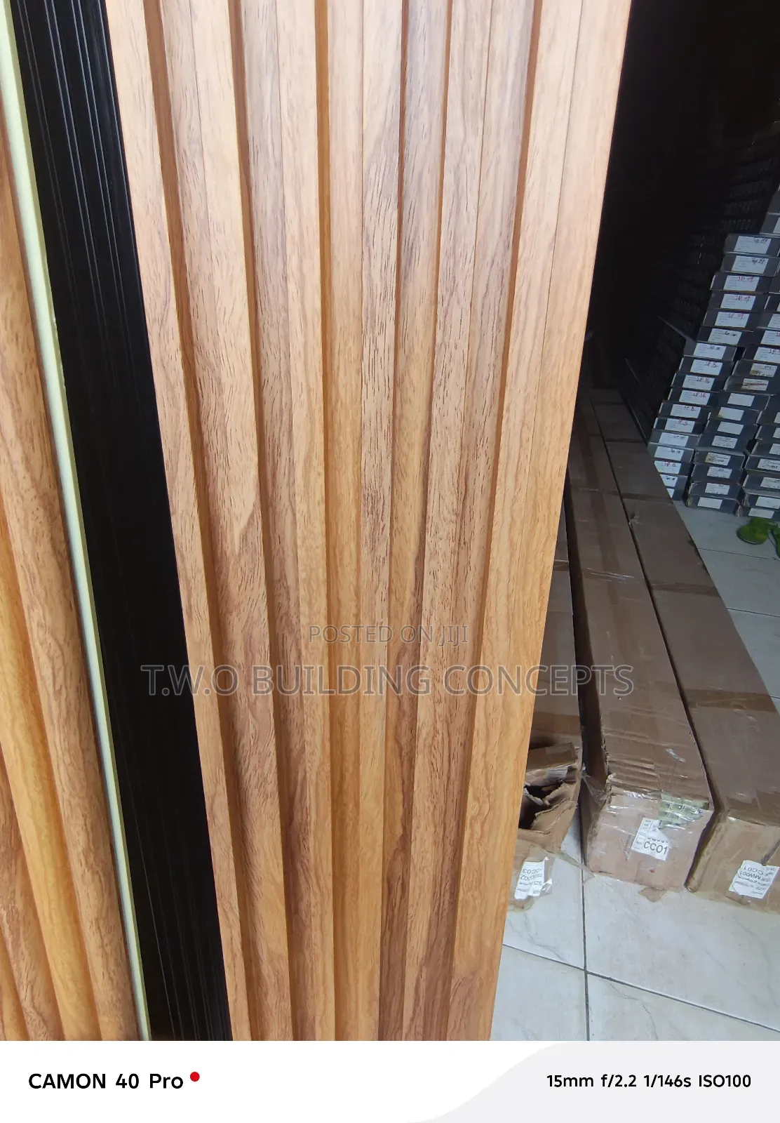 Round Shape and Flat Fluted Panel